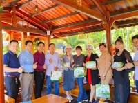 Làm giàu bền vững từ cây Nhàu (Noni)