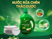 Nước rửa chén thảo dược can 2 lít – Sạch bóng, khử mùi tanh, dịu nhẹ cho da tay