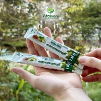 BỘT NHÀU THẢO DƯỢC VITALNONI
Hộp 25 gói x 10g/gói