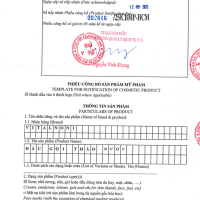 DẦU GỘI THẢO DƯỢC VITALNONI
Chai 500ml