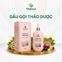 DẦU GỘI THẢO DƯỢC VITALNONI
Chai 500ml