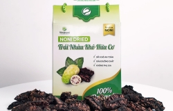 Trà trái nhàu khô hữu cơ: cách hãm, uống khi nào và mẹo giảm mùi nồng dễ uống hơn