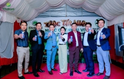 Bùng nổ cảm xúc trong đêm Tiệc Tất Niên Vital Noni