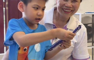 Hành trình 5 tháng của bé Tuấn: từ bại não co cứng đến những bước chân đầu đời tới lớp học