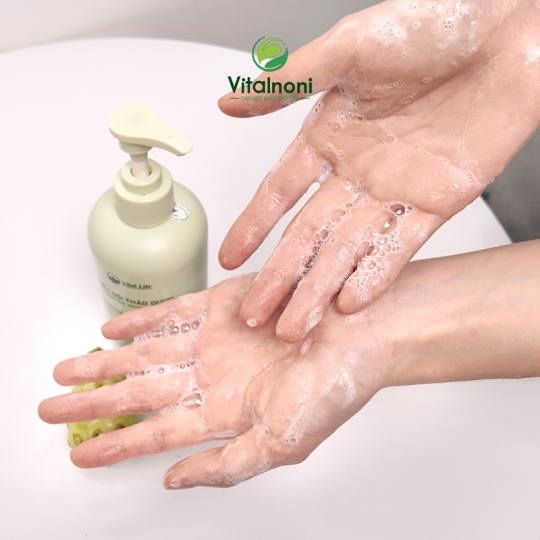 Dầu gội thảo dược VitalLife 200ml