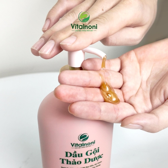 DẦU GỘI THẢO DƯỢC
Chai 500ml 